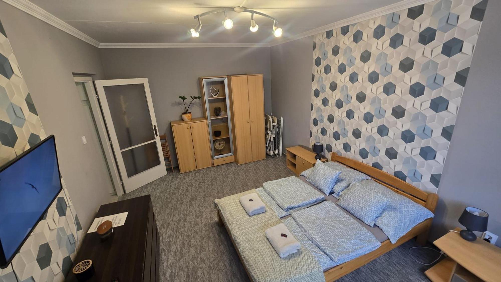 Dora Apartman Best Location & Free Parking Debreţin Exterior foto